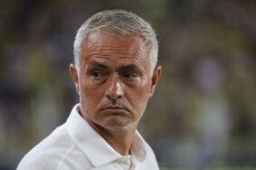 Fenerbahçe Teknik Direktörü Mourinho'dan Lille maçı için sürpriz karar