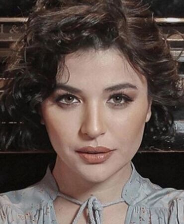 Gonca Vuslateri, kızı Asya ile objektif karşısına geçti