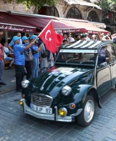 İpek Yolu Rallisi Sultanahmet Meydanı'ndan başladı (2)