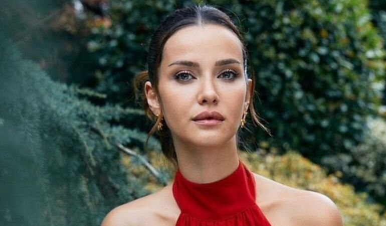 İrem Helvacıoğlu'nun yeni projesi 'Kara Dut'ta merakla beklenen partneri belli oldu! Yakışıklı oyuncuyla başrolü paylaşacak