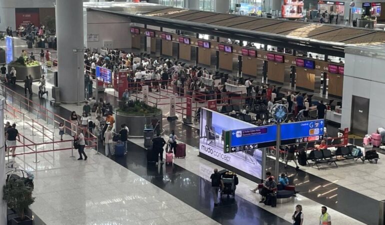 İstanbul Havalimanı’nda Afrika uçuşlarına maymun çiçeği takibi
