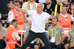 Jose Mourinho'dan Lille maç sonrası çarpıcı açıklama 'Başım belaya girebilir