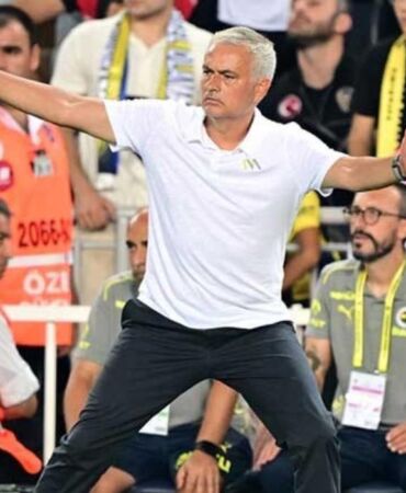 Jose Mourinho'dan Lille maç sonrası çarpıcı açıklama 'Başım belaya girebilir