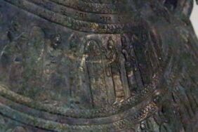 Kaçakçılardan kurtarılan Urartu eserleri Kars'ta sergileniyor