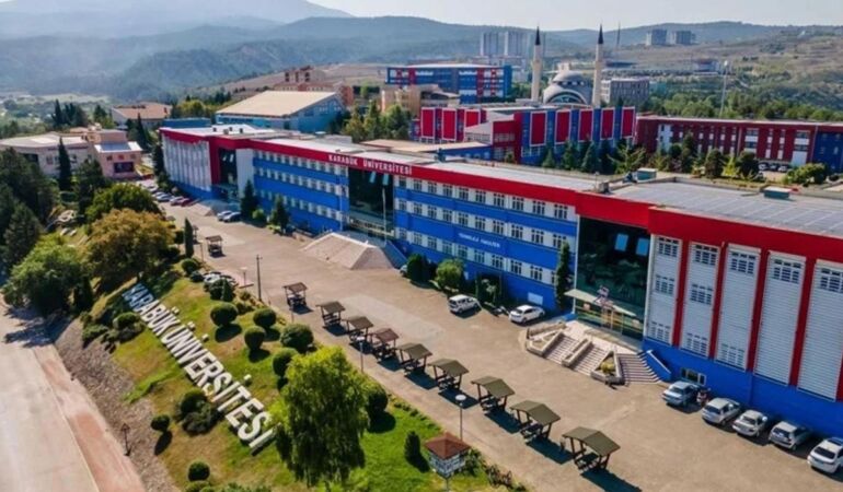 Karabük Üniversitesi Rektörlüğü, maymun çiçeği virüsüne karşı önlem aldıklarını açıkladı
