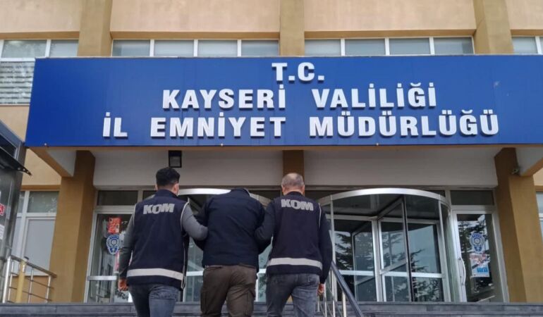 Kayseri Emniyet'i, FETÖ'nün Sivas mahrem imamını yakaladı
