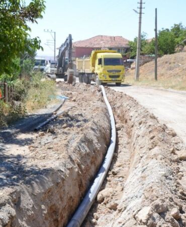 Kırşehir Belediyesi temiz suyun önemine dikkat çekti Asbestli borular değiştiriliyor