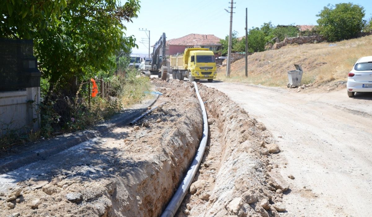 Kırşehir Belediyesi temiz suyun önemine dikkat çekti Asbestli borular değiştiriliyor