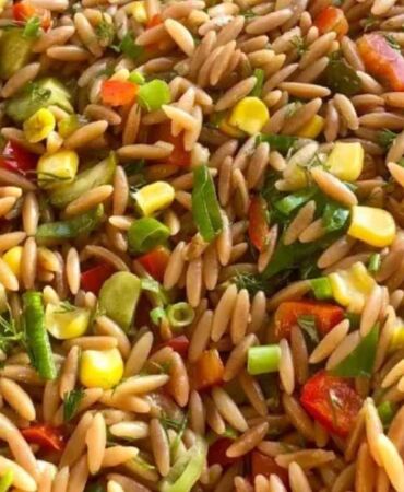 Lezzetli ve pratik! Arpa şehriye salatası nasıl yapılır Arpa şehriye salatası tarifi