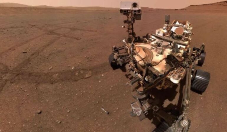 Mars’ın kayalıklarının derinliklerinde sıvı su rezervuarı bulundu