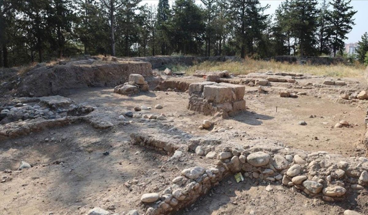 Mersin'de 9 bin yıllık Yumuktepe Höyüğü'nde 30. dönem kazıları başladı