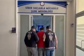 Mersin'de, siber suçlara yönelik düzenlenen operasyonda 10 zanlı yakalandı