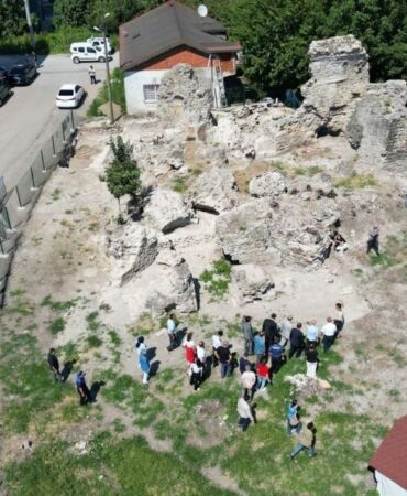 Ordu Valisi Erol, Aziz Konstantin ve Helena Manastırı kazı çalışmalarını yerinde inceledi