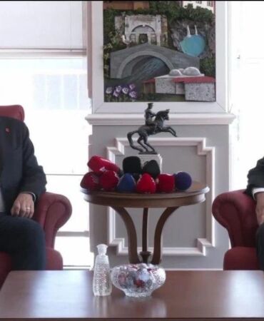 Özgür Özel'den fındık alım fiyatına tepki 'Bu Karadeniz'e ihanettir'