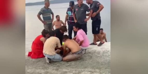 Salda Gölü’nde 1 kişi boğularak can verdi