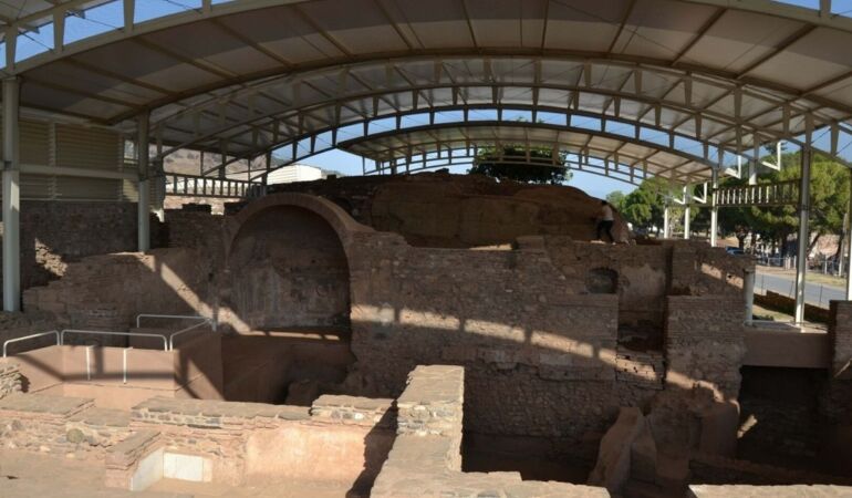 Salihli’de 50 yıl önce keşfedilen 2 bin 700 yıllık sur duvarı, turizme kazandırılacak