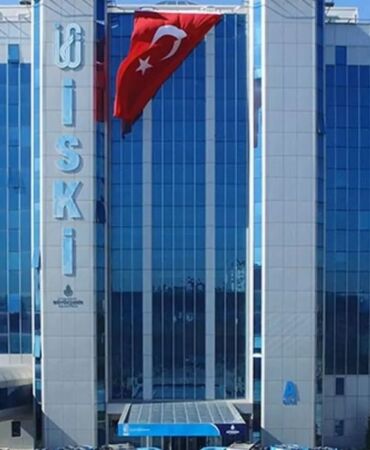 Sarıyer’de Millet Bahçesi yapımı sırasında hafriyat kamyonu İSKİ hattına çarptı