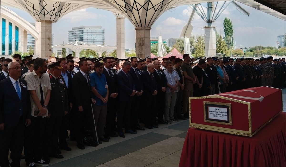 Şehit Piyade Uzman Çavuş Muhammed Emin Önk son yolculuğuna uğurlandı