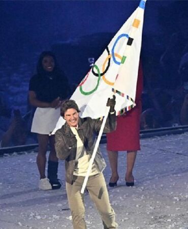 Stadyumun tepesinden atladı_ Tom Cruise'dan unutulmaz Paris Olimpiyatları gösterisi