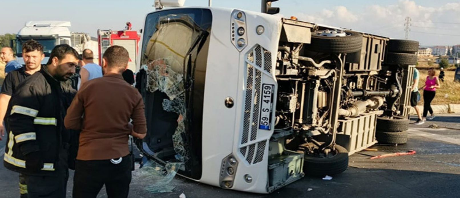 Tekirdağ Saray'da servis kazası 12 işçi yaralandı