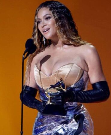 Ünlülerin Kamala Harris’e destekleri devam ediyor_ Beyonce'den rekor bağış!