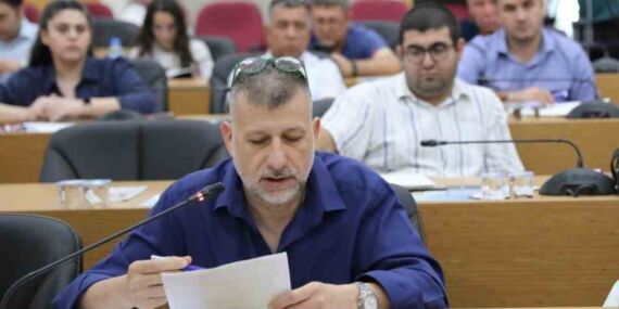 Veteriner Hekim Murat Karabayoğlu: ‘Hayvanları yaşatmak için kullanılmayan bütçe öldürmek için kullanılacak’