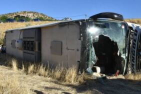 Yolcu otobüsü şarampole uçtu 22 yaralı