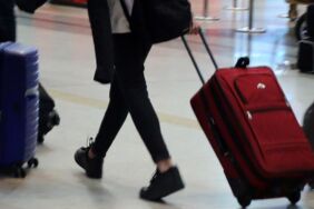 Yurt dışına çıkış harcı bugün itibarıyla zamlı fiyatıyla ödenecek