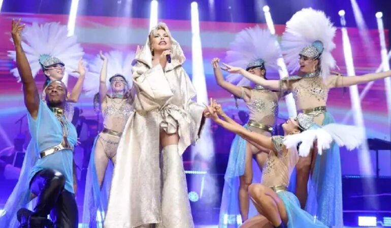 Ajda Pekkan konserinde gerginlik tavan yaptı!!!