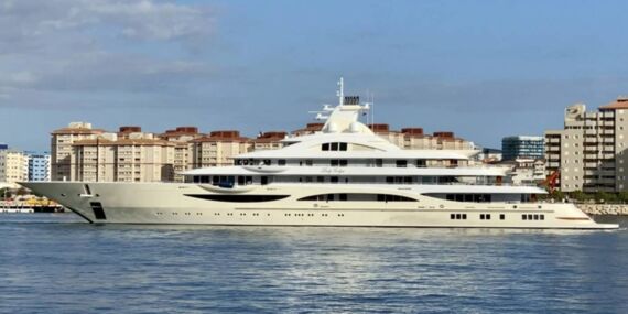 Yoksul ülkenin zengin iş insanı Bodrum’a demirledi!