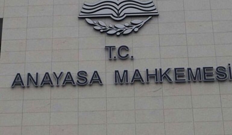 anayasa mahkemesi (1)