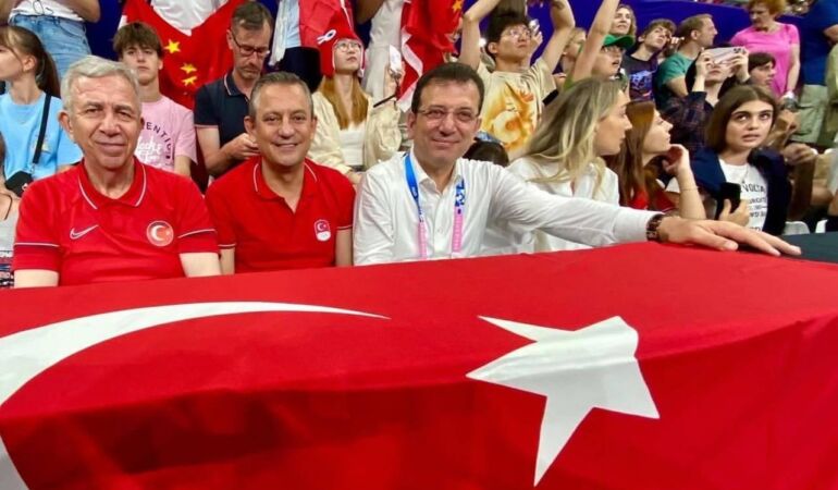 CHP’de kritik buluşma: Özel, İmamoğlu, Yavaş buluşuyor!