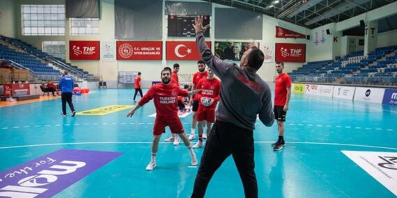 Erkekler Hentbolda çeyrek finalde kimler var? İşte eşleşmeler