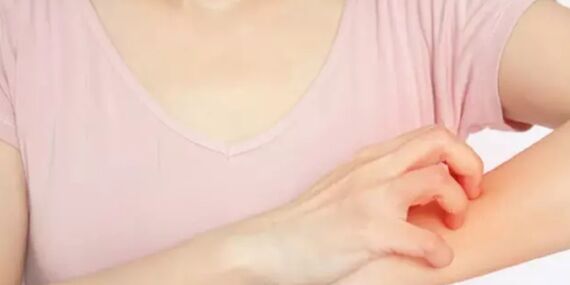 Kaşıntı sadece cilt sorunu değil: Onkologlar uyardı, 4 farklı kanserin belirtileri olabilir