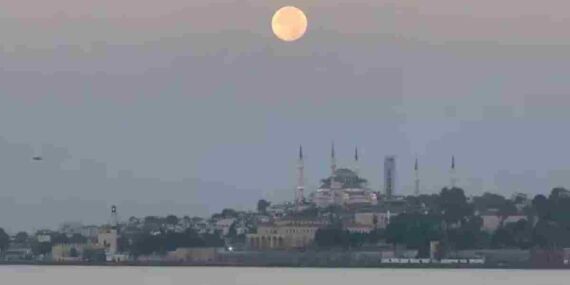 Süper Mavi Ay, Türkiye’den muhteşem bir şekilde görüldü