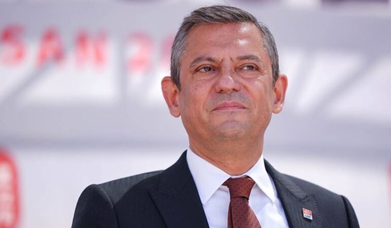 özgür özel