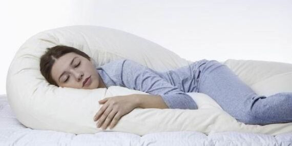 Yatak ve yastık seçimine dikkat! Ağrılarınızın nedeni bu olabilir