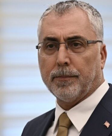 vedat ışıkhan