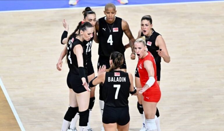 Filenin Sultanları, Dominik’i ağırlıyor