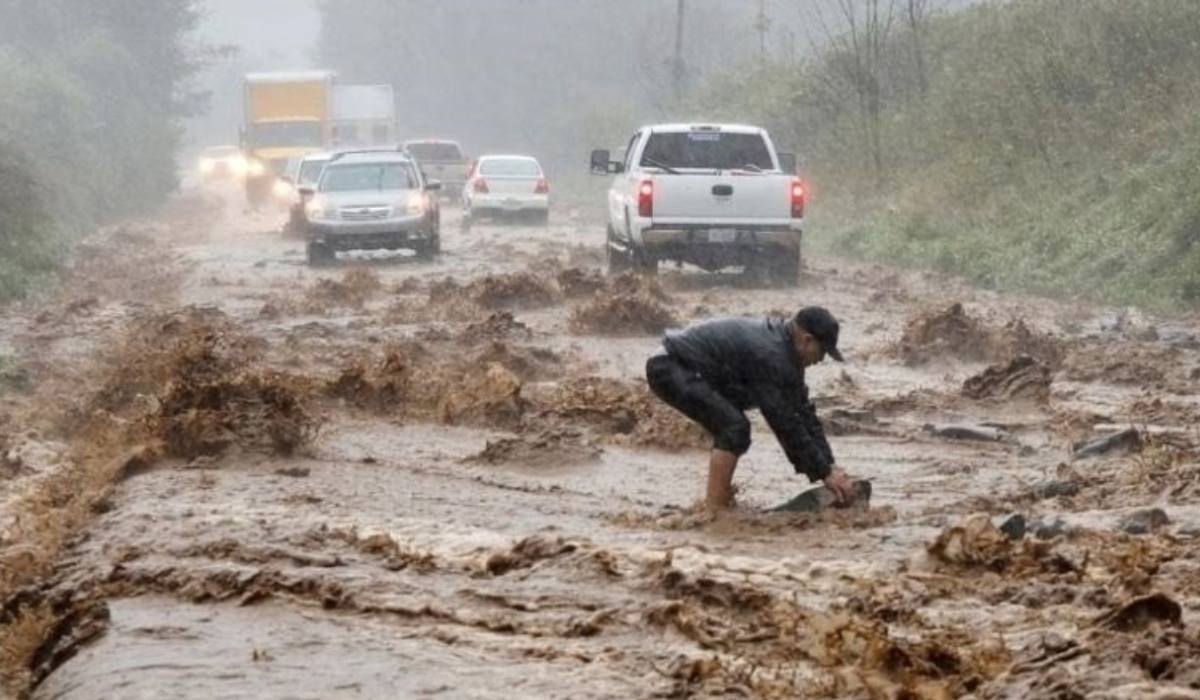 ABD'de kasırga felaketi 30 kişi hayatını kaybetti