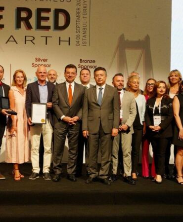 Ekrem İmamoğlu 'İstanbul olarak iklim kriziyle mücadelede sorumluluğu derinden hissediyoruz'