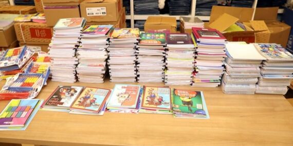 Eyüpsultan Belediyesi’nden, öğrencilere kırtasiye desteği