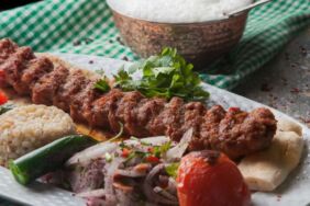 MasterChef Adana kebap nasıl yapılır MasterChef Adana kebap tarifi...