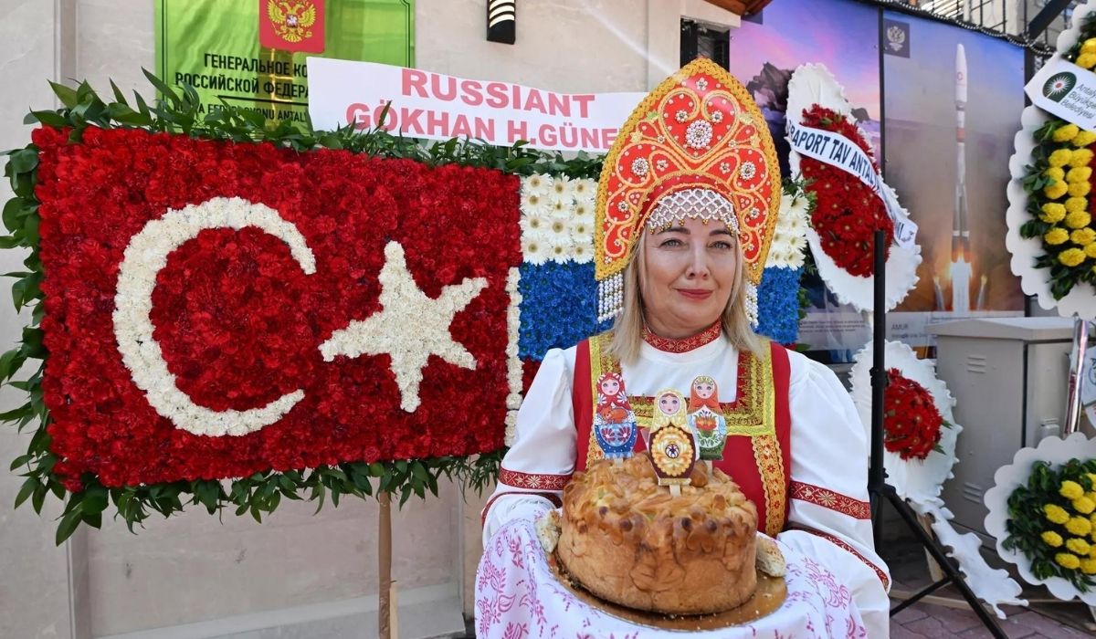 Rusya'nın Antalya'daki Başkonsolosluğunun yeni hizmet binası bugün açıldı