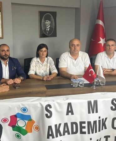 Samsun'da sokak hayvanları konusu masaya yatırıldı 'Uyumlu bir yaşam sürmek mümkündür