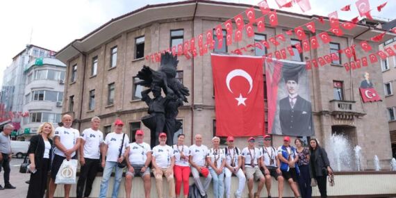 Rusya’dan yatlarla gelen turistler Giresun’u gezdi