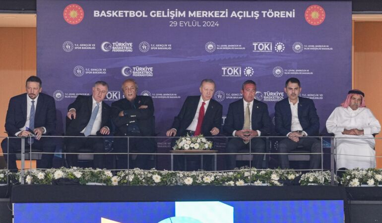 Cumhurbaşkanı Erdoğan, İstanbul'da Basketbol Gelişim Merkezi'nin açılışını yaptı