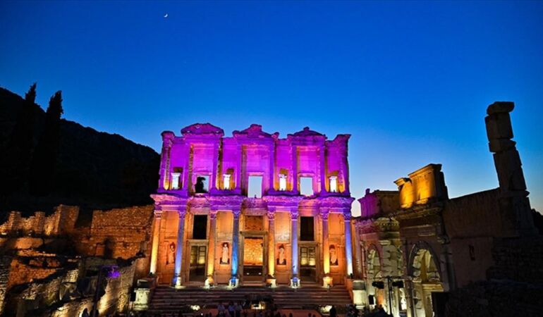 efes antik tiyatro
