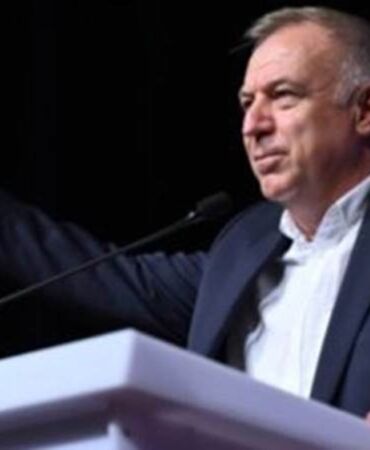 gökan zeybek
