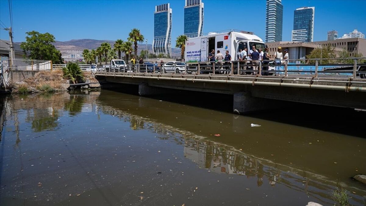 İzmir Körfezi için acil eylem planı! - İlk Baskı